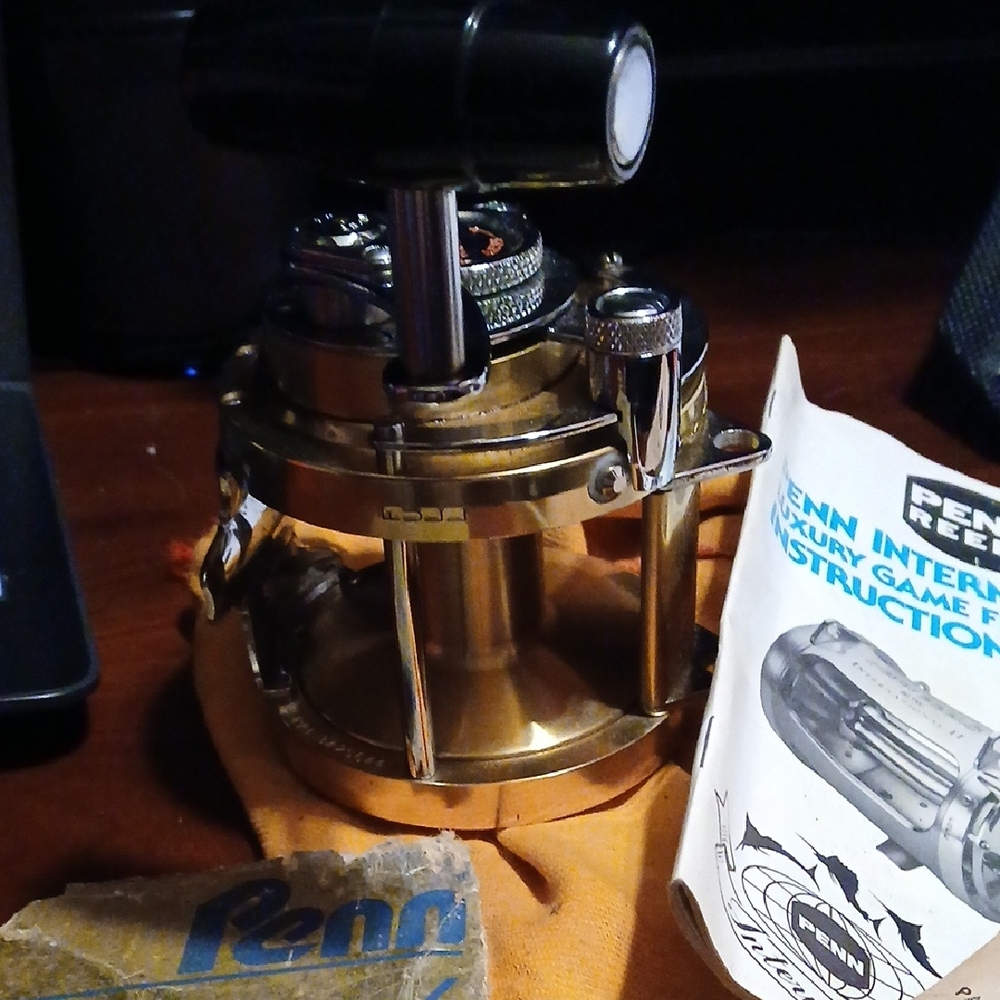 Gold Fishing Reel - Picture 5 of 5